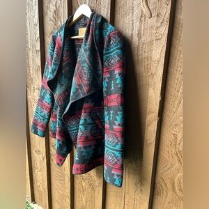 Aztec Patterned Women's Cape Jacket